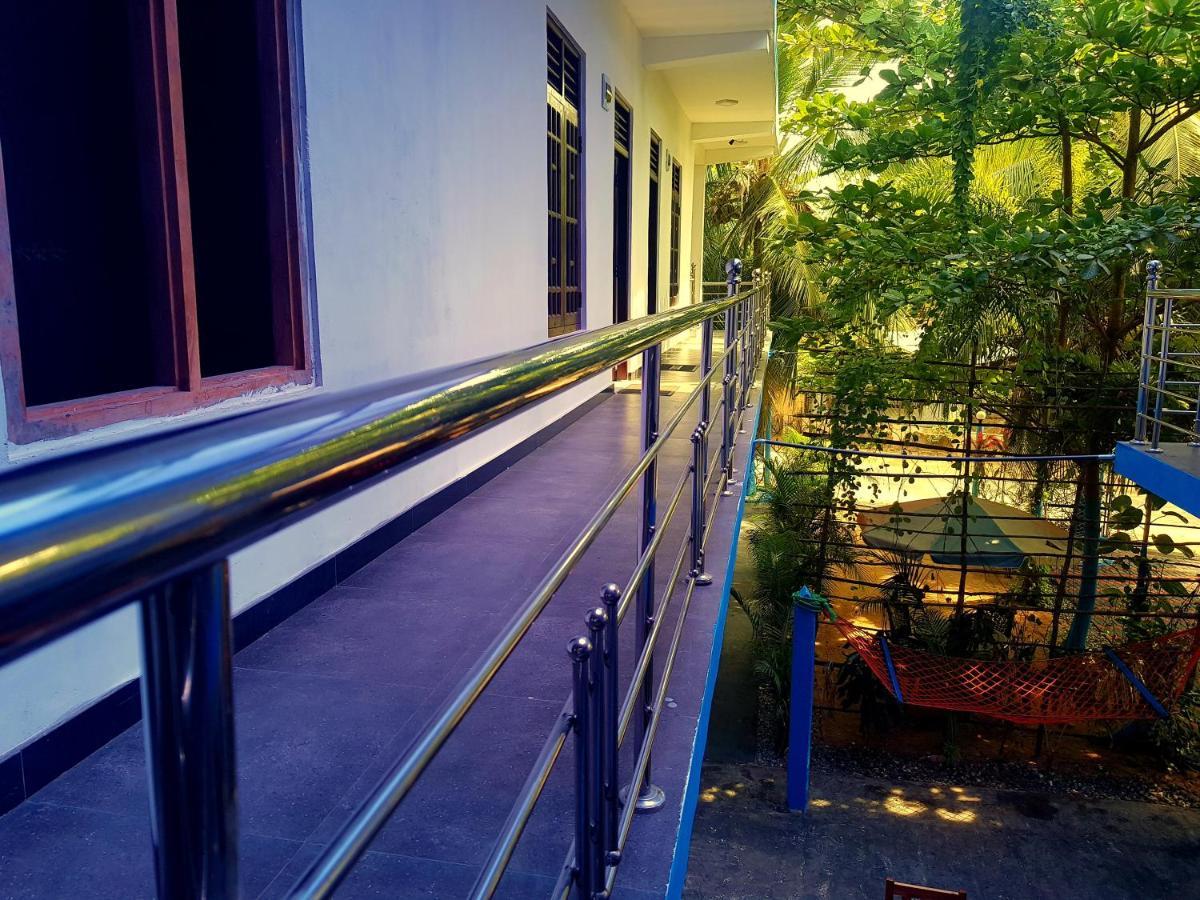 Natraj Guest House Triquinimale Exterior foto